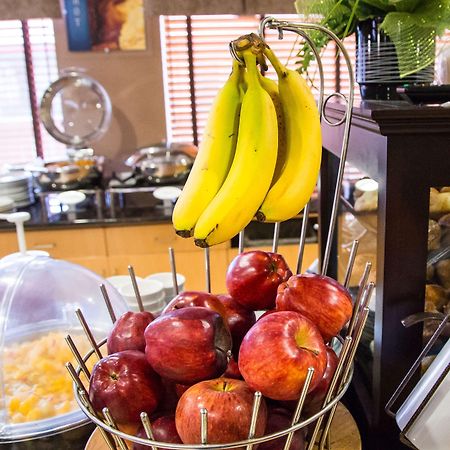 Best Western Plus Pembina Inn & Suites Winnipeg Ngoại thất bức ảnh
