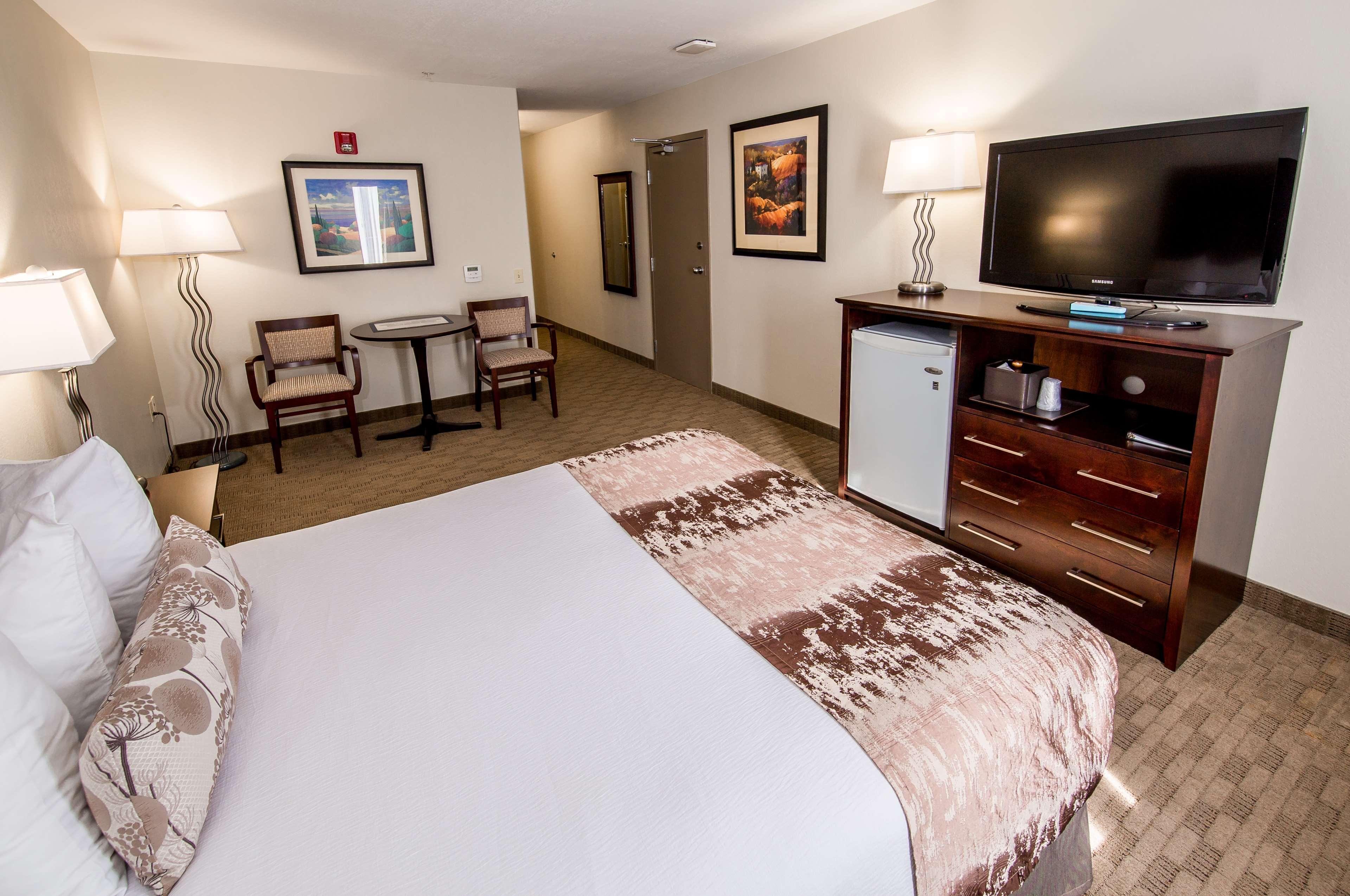 Best Western Plus Pembina Inn & Suites Winnipeg Ngoại thất bức ảnh