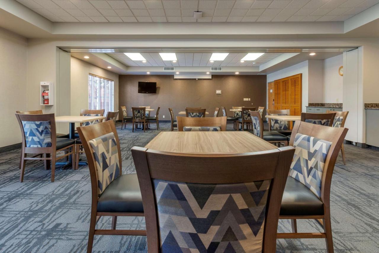 Best Western Plus Pembina Inn & Suites Winnipeg Ngoại thất bức ảnh