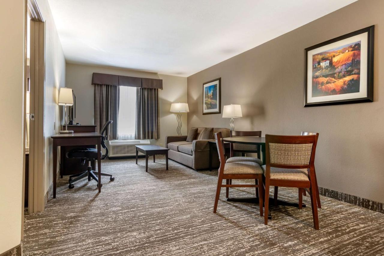 Best Western Plus Pembina Inn & Suites Winnipeg Ngoại thất bức ảnh