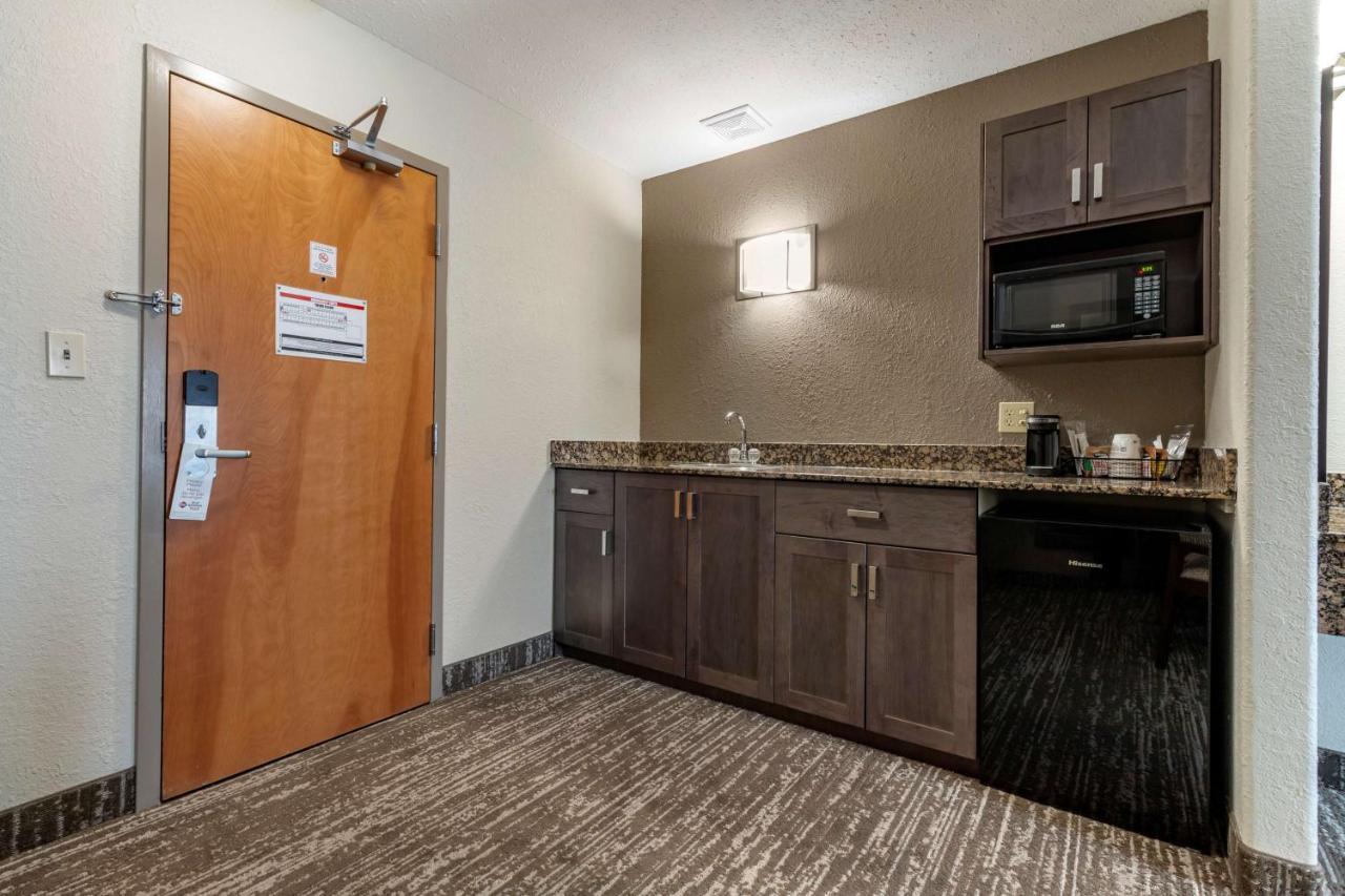 Best Western Plus Pembina Inn & Suites Winnipeg Ngoại thất bức ảnh