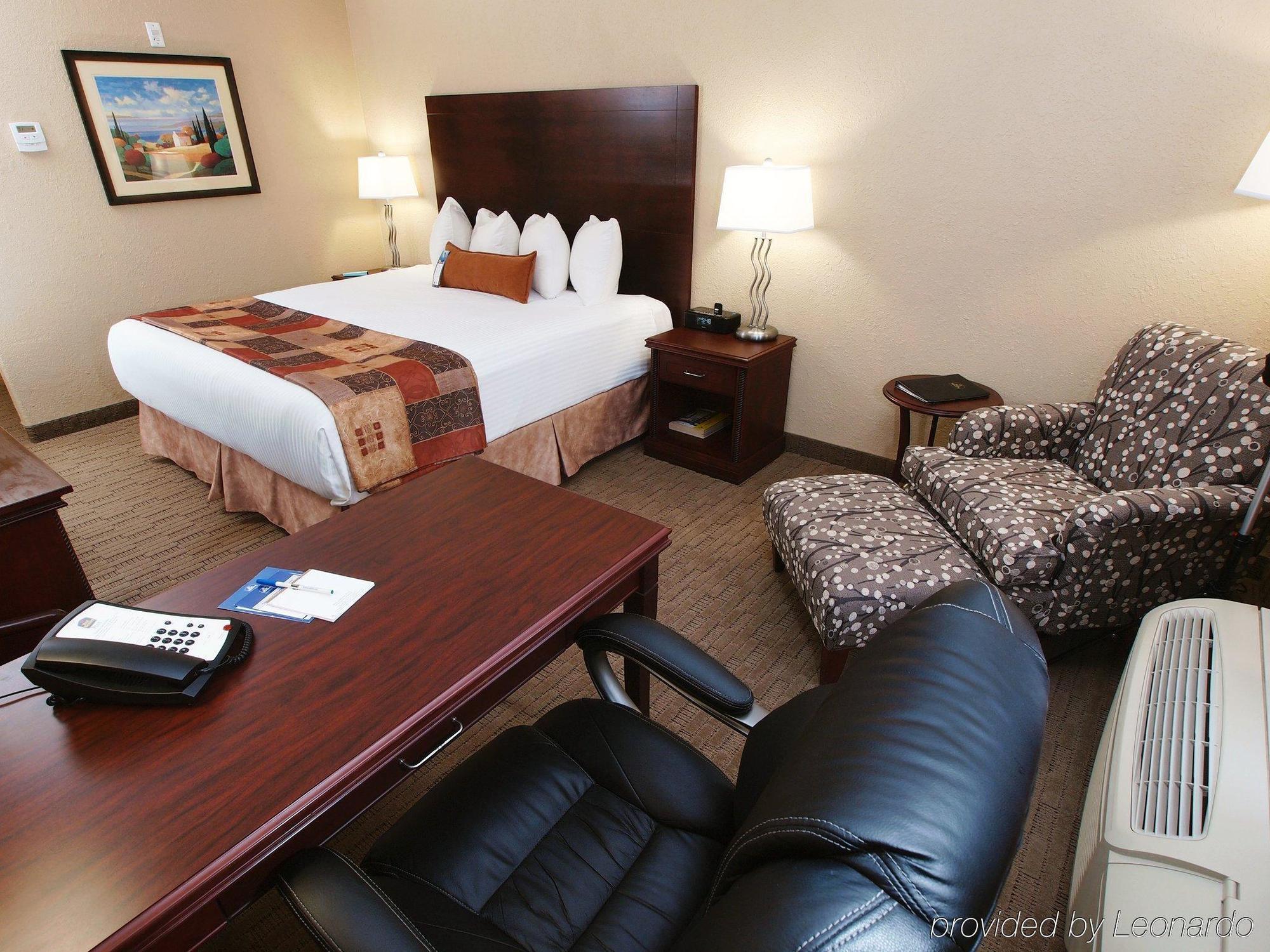Best Western Plus Pembina Inn & Suites Winnipeg Ngoại thất bức ảnh
