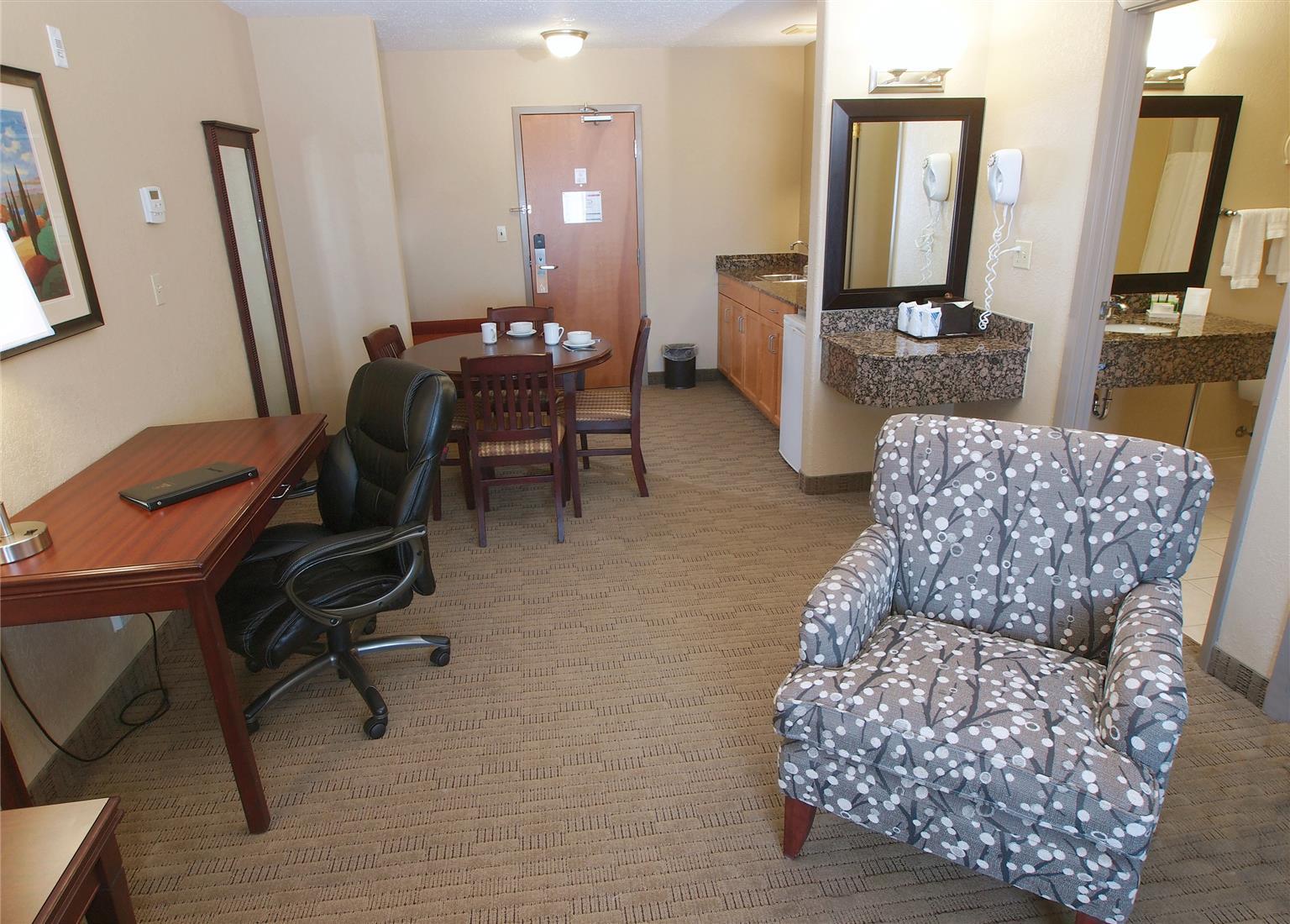 Best Western Plus Pembina Inn & Suites Winnipeg Ngoại thất bức ảnh